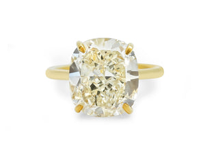 Kazanjian Cushion Cut Diamond, 7.05 Carats, Ring in 18K Yellow Gold