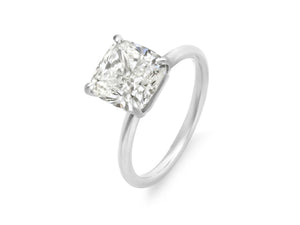 Kazanjian Cushion Cut Diamond, 3.50 carats, Ring in Platinum